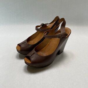 Naya Maeve Ox. Brown Leather Platform Heel Sandal | Brown | Size 6.5